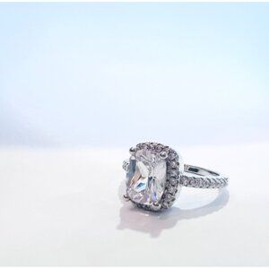 Cushion-Cut Moissanite CZ Halo Ring Size 8 Stainless Steel